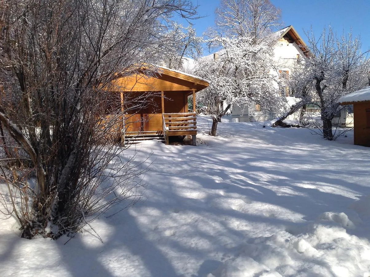 Camping, Hôtel De Plein Air Les Cariamas Châteauroux-les-Alpes France