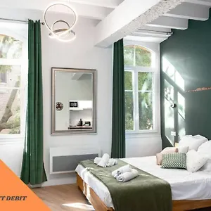 https://nouveau-le-petit-polinaire.midi-pyreneeshotels.com