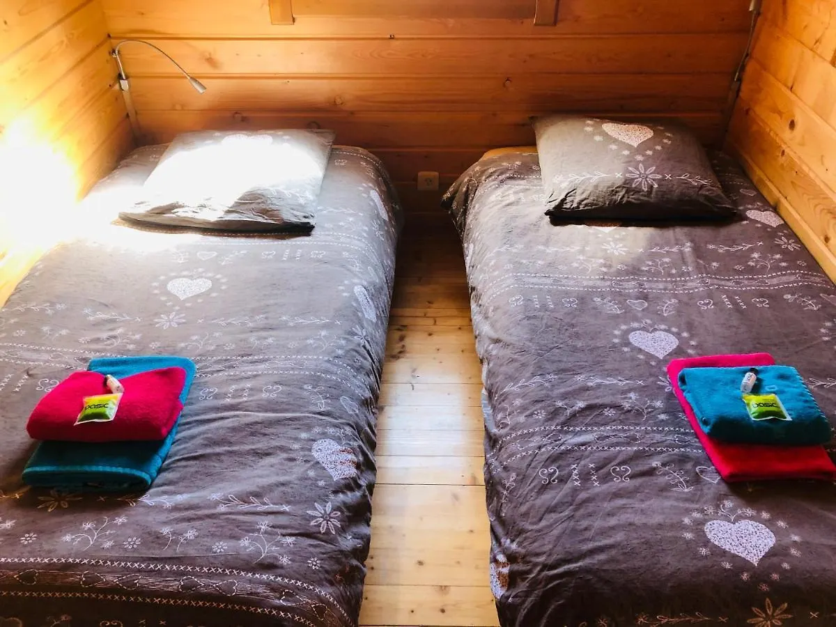 Camping, Hotel De Plein Air Les Cariamas Chateauroux-les-Alpes 3*,  France