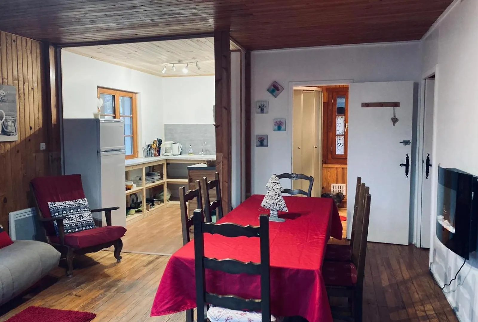 Camping, Hotel De Plein Air Les Cariamas Chateauroux-les-Alpes 3*,