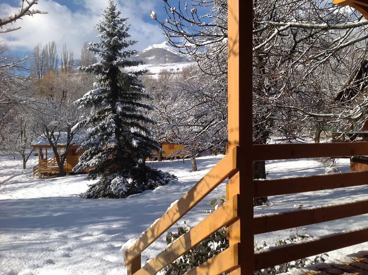 Camping, Hotel De Plein Air Les Cariamas Chateauroux-les-Alpes Campsite