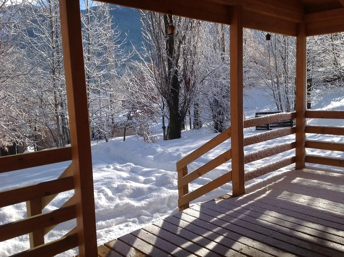 Campsite Camping, Hotel De Plein Air Les Cariamas Chateauroux-les-Alpes