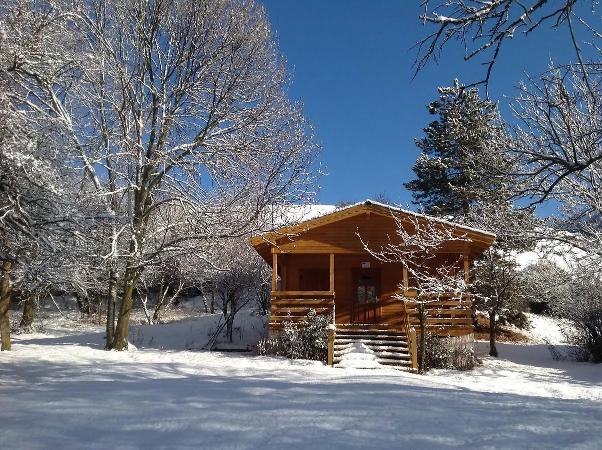 Camping, Hotel De Plein Air Les Cariamas Chateauroux-les-Alpes 3*,